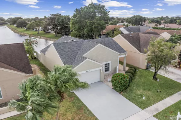 Boca Raton, FL 33433,8600 Floralwood DR