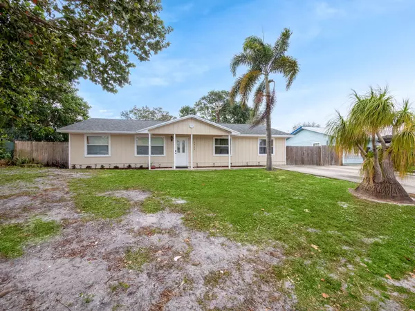 5414 SE 51st DR, Stuart, FL 34997