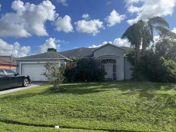 5811 NW Argo CT, Port Saint Lucie, FL 34986