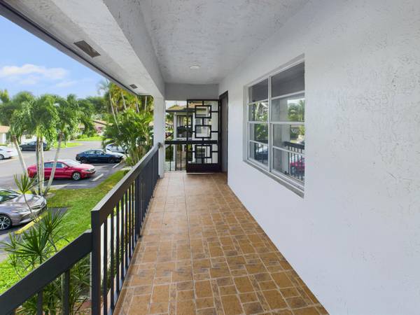 Delray Beach, FL 33484,13889 Royal Palm CT B