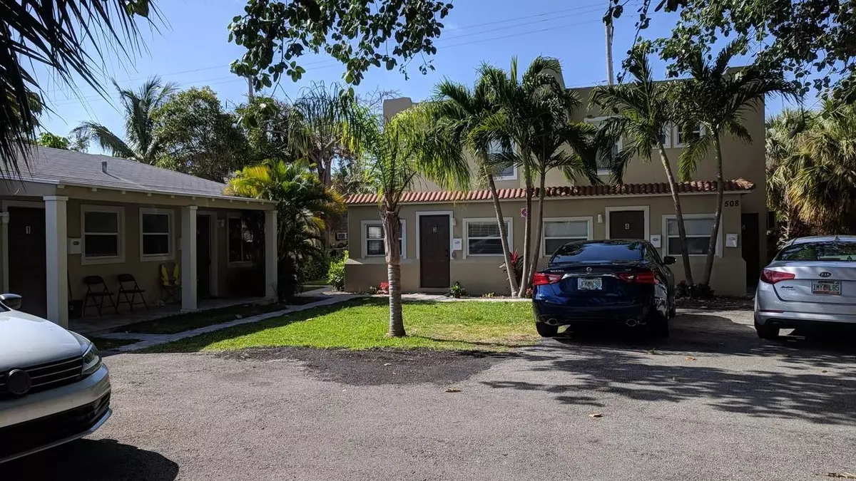 West Palm Beach, FL 33407,508 57th ST 4