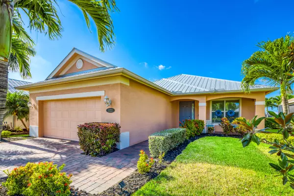 1122 SW 4th LN, Vero Beach, FL 32962