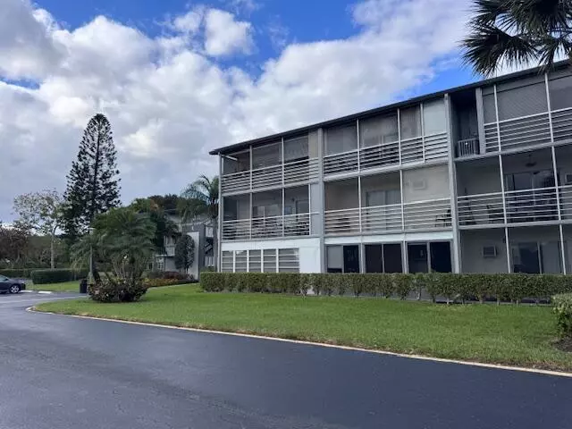 Boca Raton, FL 33434,17 Suffolk A