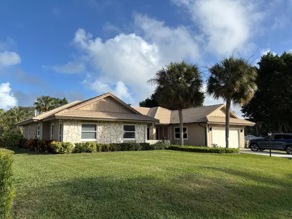 3784 SE E Fairway, Stuart, FL 34997