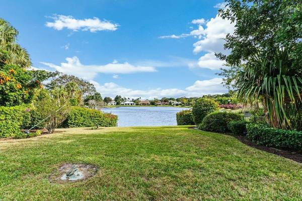 Palm Beach Gardens, FL 33410,13134 Redon DR