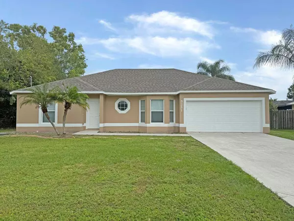 5251 NW Gamma ST, Port Saint Lucie, FL 34986