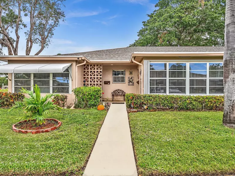 1422 NW High Point WAY B, Delray Beach, FL 33445