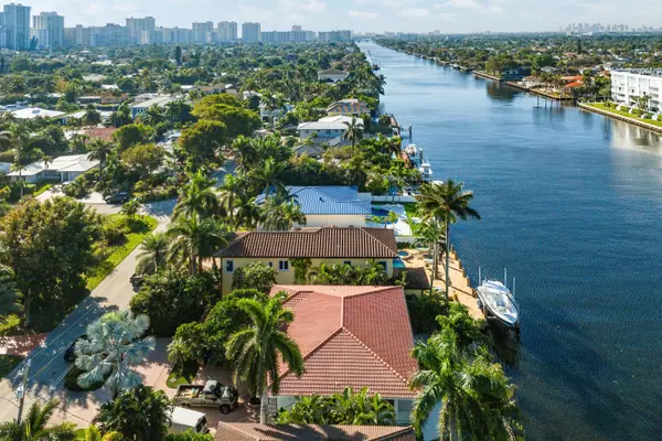 Lauderdale By The Sea, FL 33308,4313 W Tradewinds AVE 1-2