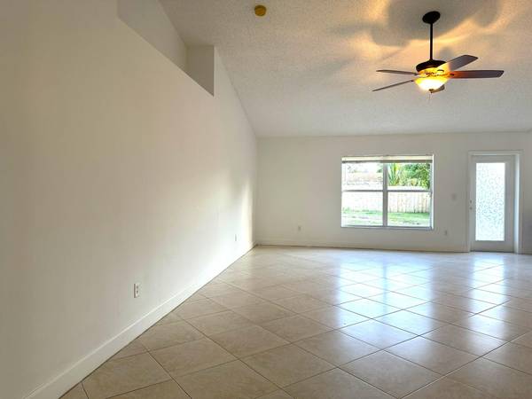 Port Saint Lucie, FL 34953,880 SW Jennifer Ter TER