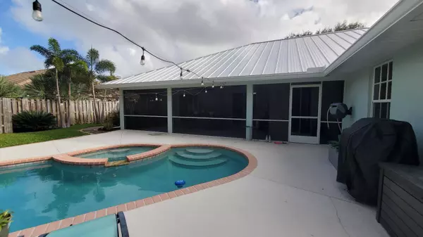 Hobe Sound, FL 33455,8374 SE Woodcrest PL