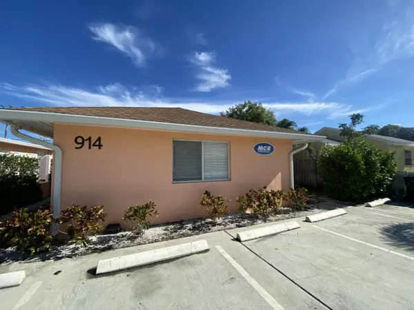 Lake Worth Beach, FL 33460,914 N J ST 1