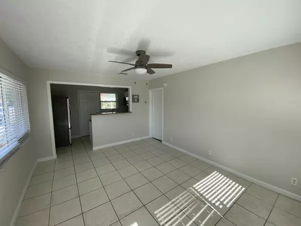 Lake Worth Beach, FL 33460,914 N J ST 1