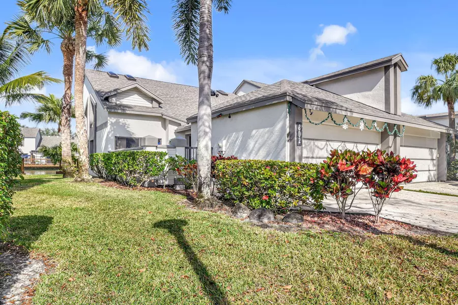 802 Landings BLVD, Greenacres, FL 33413