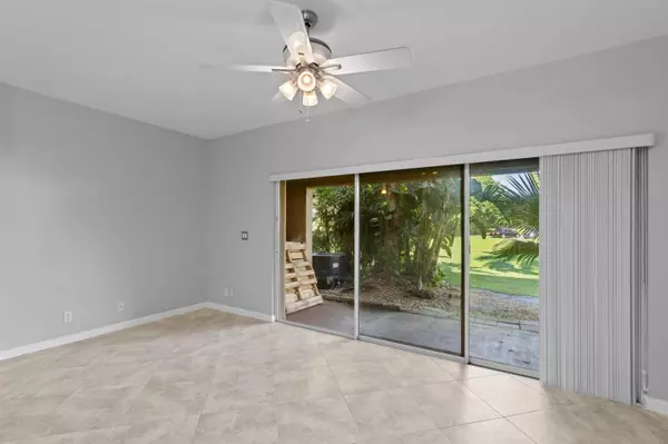 Lake Worth, FL 33467,6976 Thicket Trce TRCE