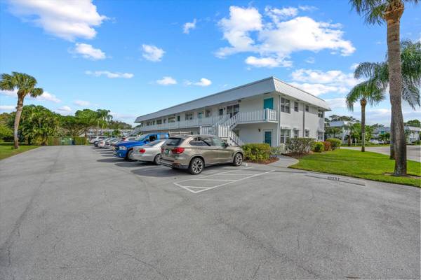 2929 SE Ocean BLVD 115-7, Stuart, FL 34996