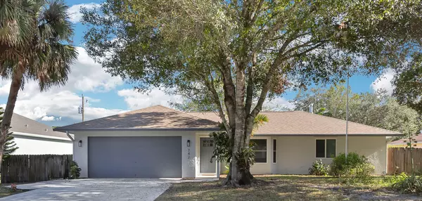 742 SW Alton CIR, Port Saint Lucie, FL 34953