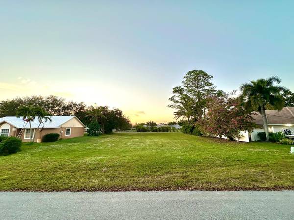 2712 Yarmouth DR, Wellington, FL 33414