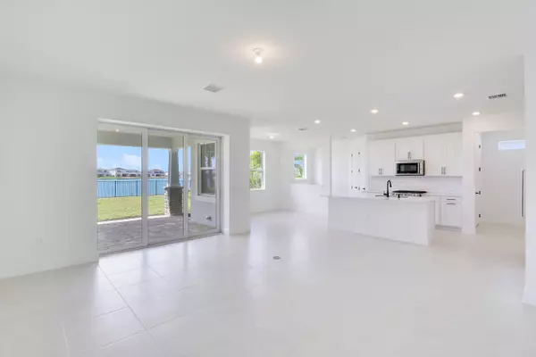 Palm Beach Gardens, FL 33412,10362 Northbrook CIR