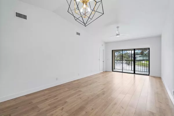 Palm Beach Gardens, FL 33418,501 Sabal Ridge CIR G
