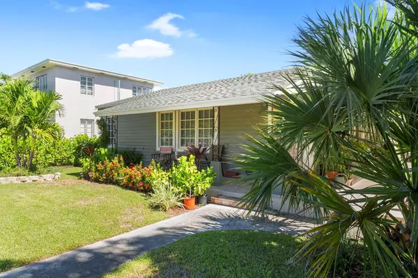 Lake Worth Beach, FL 33460,216 S Ocean Breeze Main House