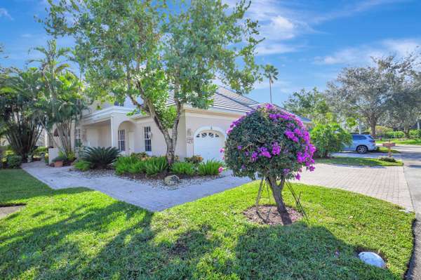 Boca Raton, FL 33496,5203 N Lake Catalina Drive B