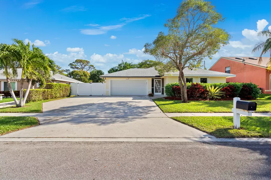 600 NW 9th CT, Boynton Beach, FL 33426