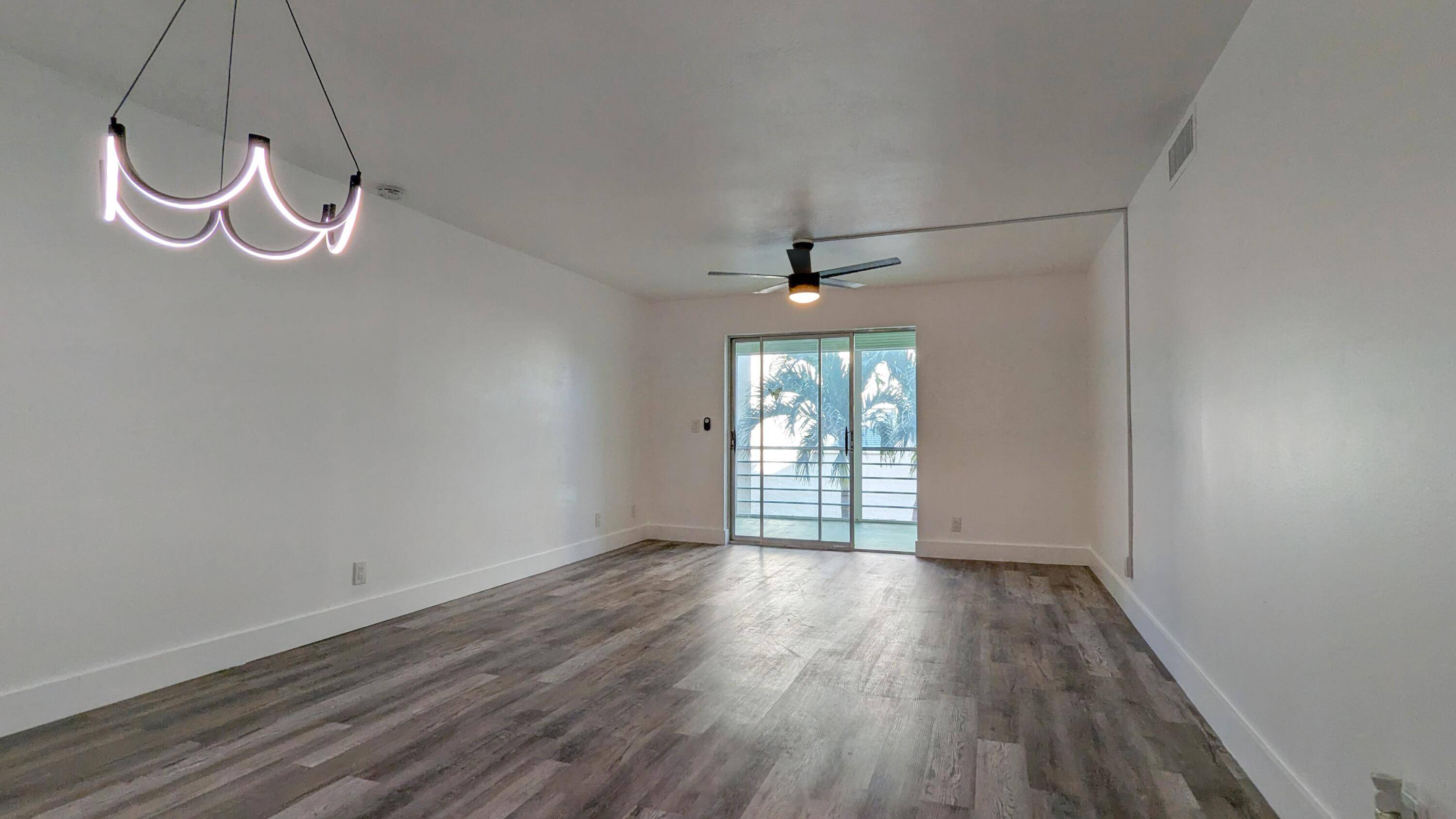 Boynton Beach, FL 33435,2601 NE 3rd CT 210