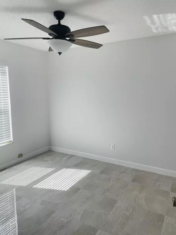 119 SW Gettysburg (Room For Rent) DR, Port Saint Lucie, FL 34953