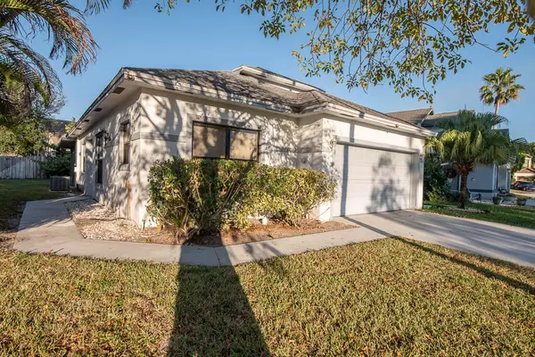 Boynton Beach, FL 33436,94 Magnolia CIR