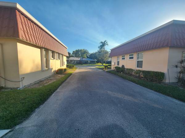 Lake Worth, FL 33467,522 Franconia CIR A