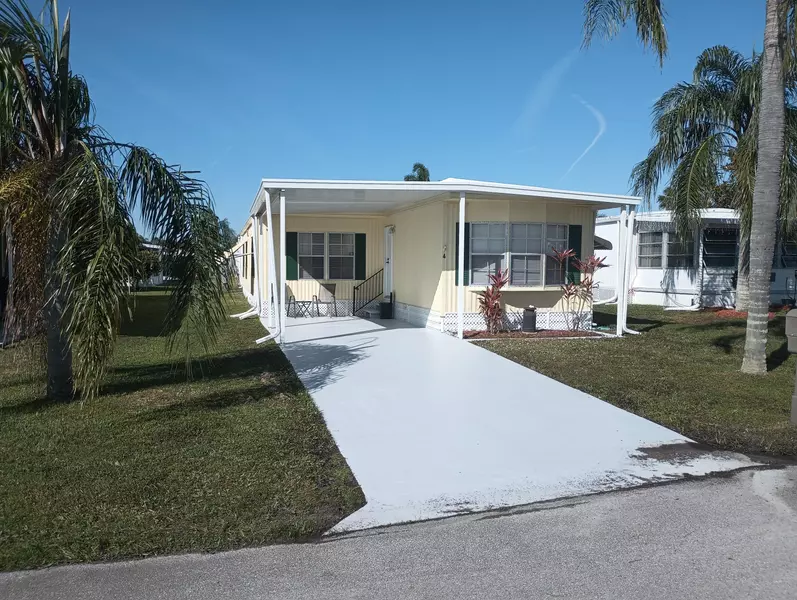 4 Placido LN, Port Saint Lucie, FL 34952