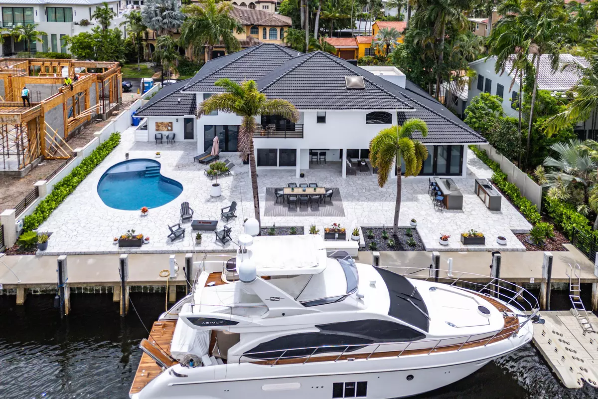 Fort Lauderdale, FL 33301,425 Coral WAY