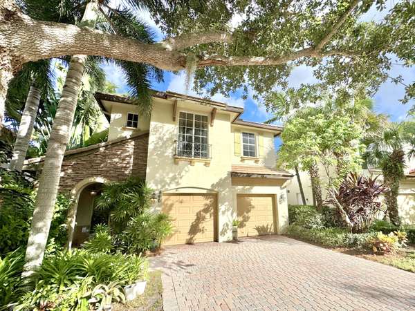 866 Taft CT, Palm Beach Gardens, FL 33410