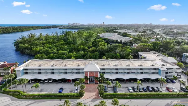 Boca Raton, FL 33431,700 NE Harbour TER 230