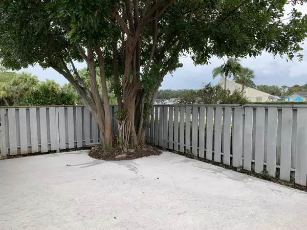 Fort Pierce, FL 34950,1541 Pheasant WALK D