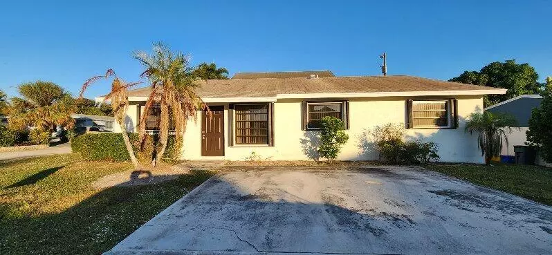 North Palm Beach, FL 33408,2094 N Suzanne