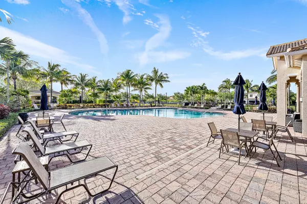 Jupiter, FL 33458,111 Manor CIR