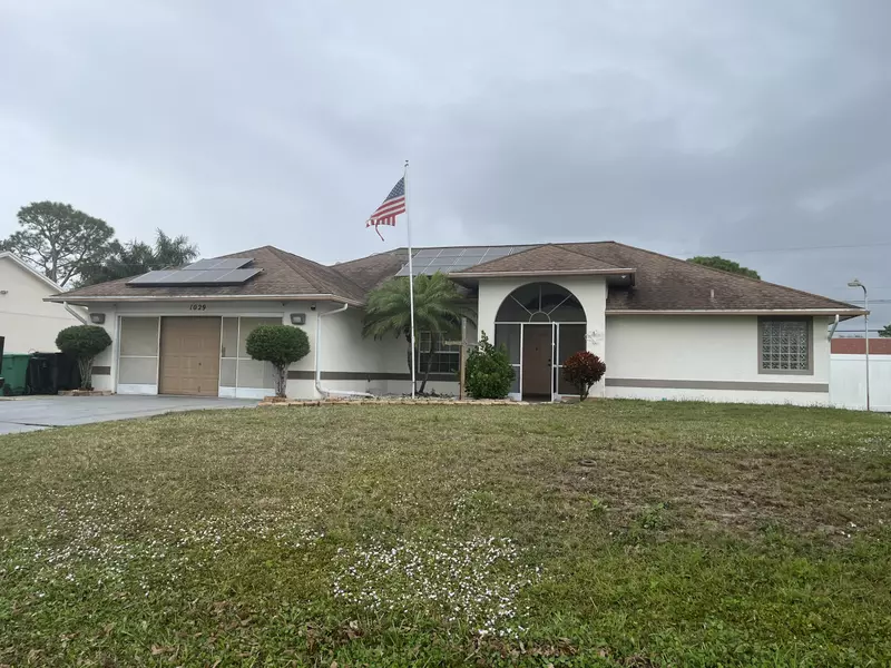 1029 SW Jennifer TER, Port Saint Lucie, FL 34953