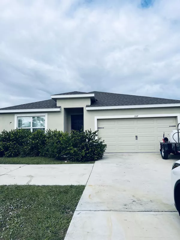 357 SE Oakridge DR, Port Saint Lucie, FL 34984