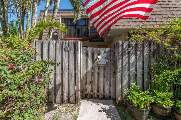 Delray Beach, FL 33445,2913 SW 22nd CIR 36d