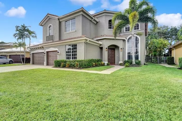 10555 Oak Meadow LN, Lake Worth, FL 33449