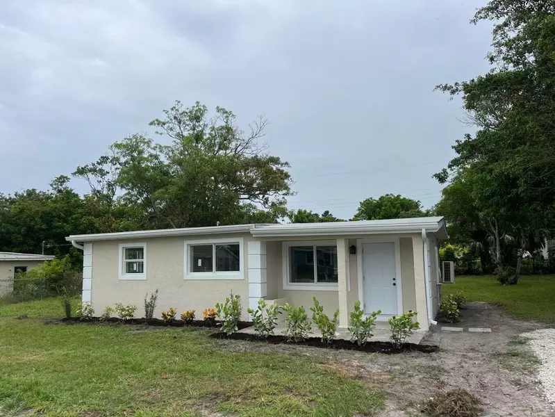 8658 SE Anthion WAY, Hobe Sound, FL 33455