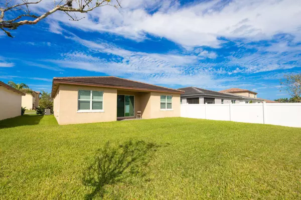 Port Saint Lucie, FL 34987,7847 NW Greenbank CIR