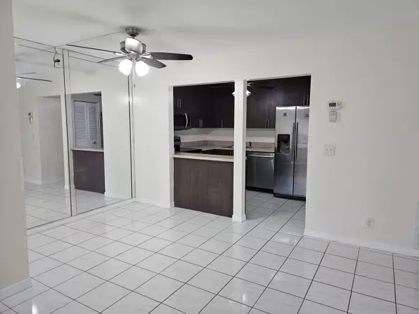 West Palm Beach, FL 33417,4996 Sable Pine CIR D1