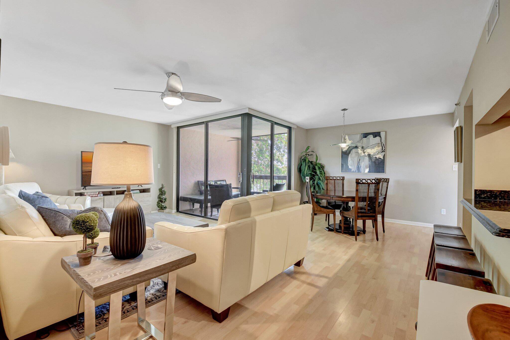 Delray Beach, FL 33444,950 Lavers CIR F309