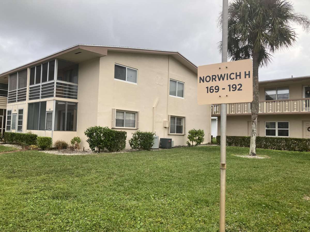 West Palm Beach, FL 33417,185 Norwich H