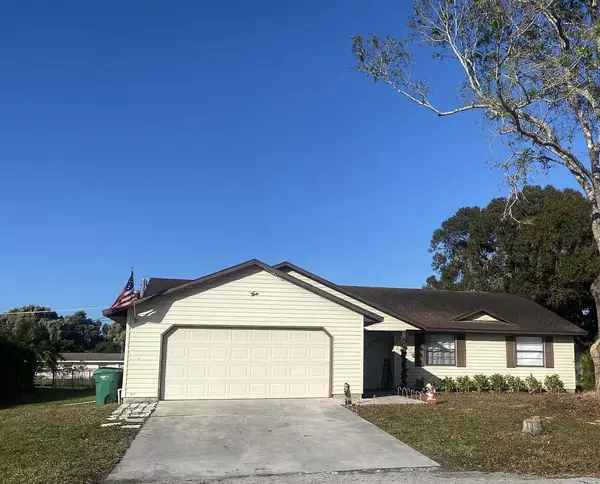 2807 S 27th ST, Fort Pierce, FL 34981