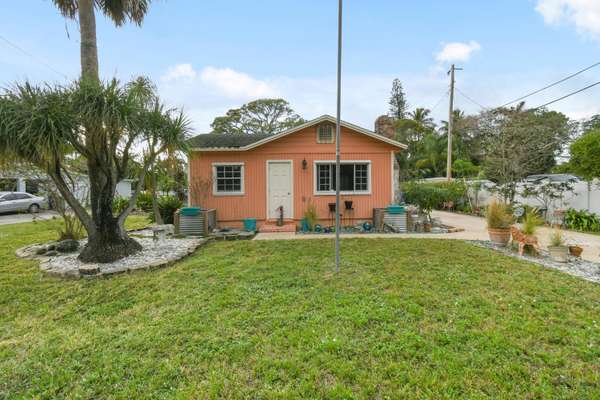 302 N Loxahatchee DR,  Jupiter,  FL 33458