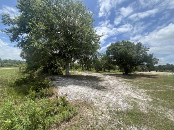 Okeechobee, FL 34972,18729 NW 270th ST