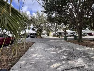 Palm Springs, FL 33461,3823 E Woodridge TER